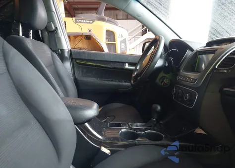 2015 Kia Sorento Lx V6 from USA, damaged, VIN 5XYKT4A70FG641087